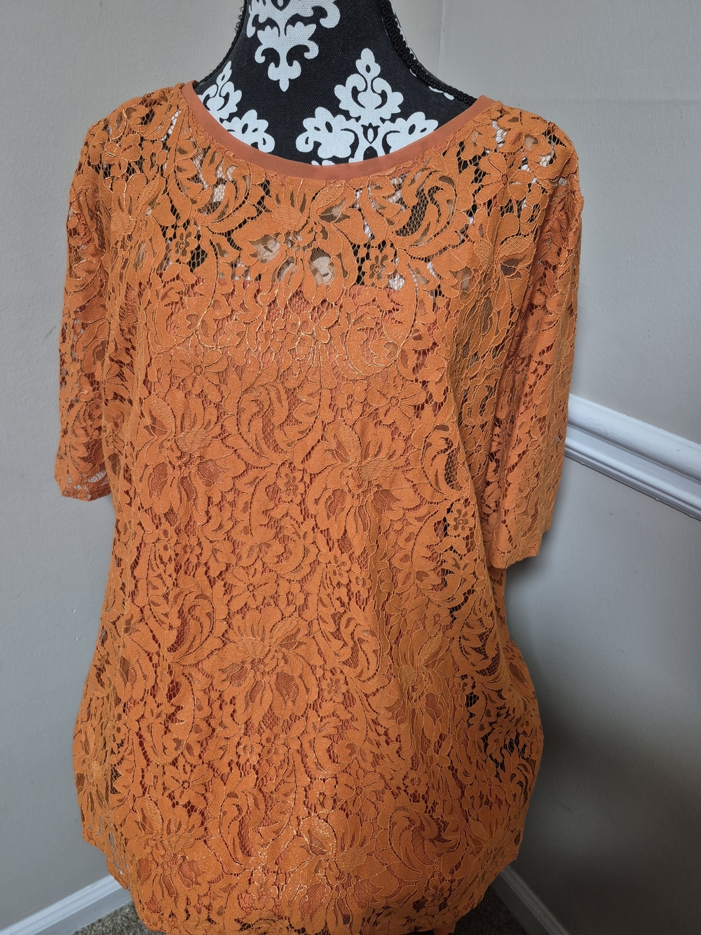 Chico's Orange Floral Lace Short Sleeve Top